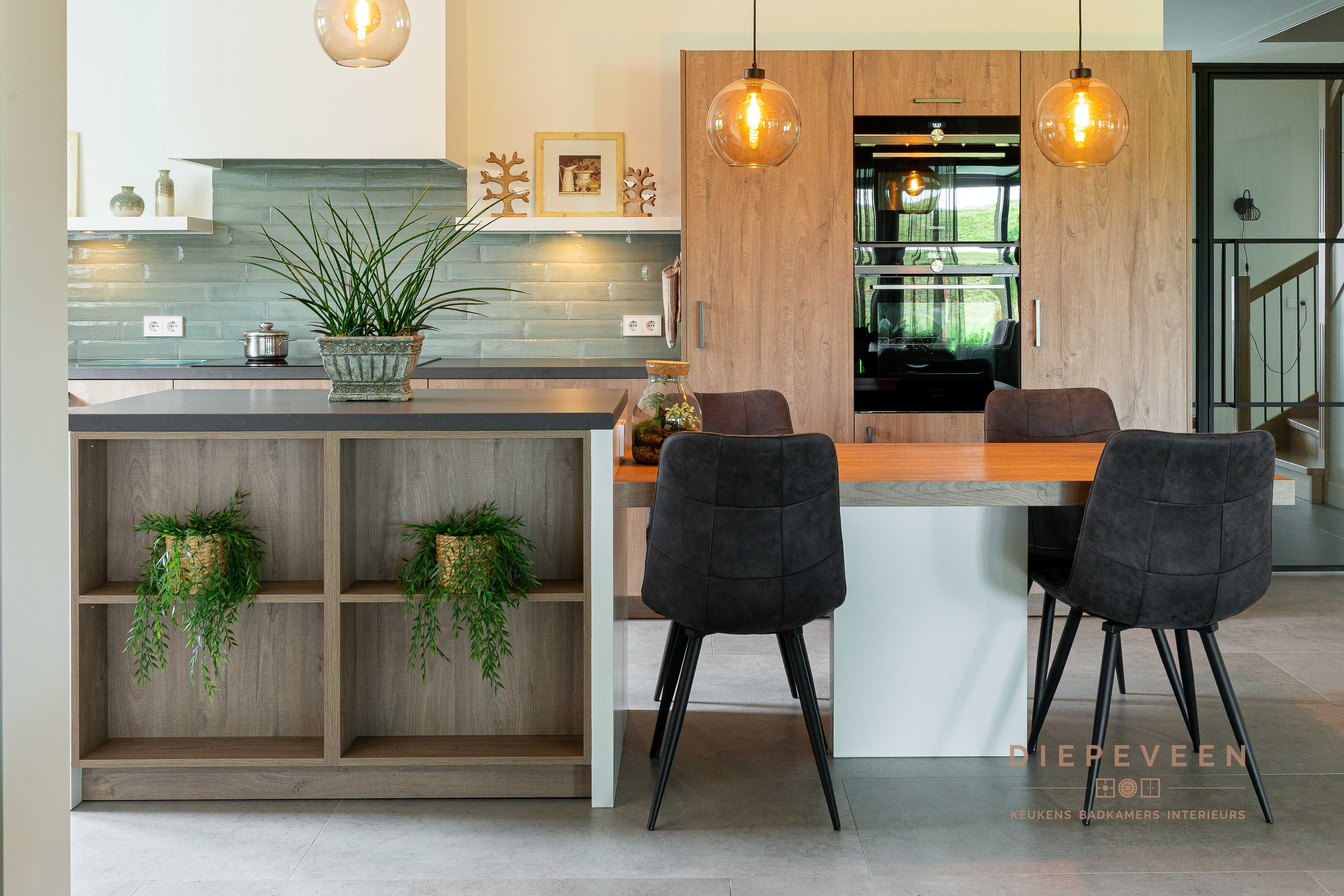 Foto: Diepeveen Keukens en Badkamers  00617