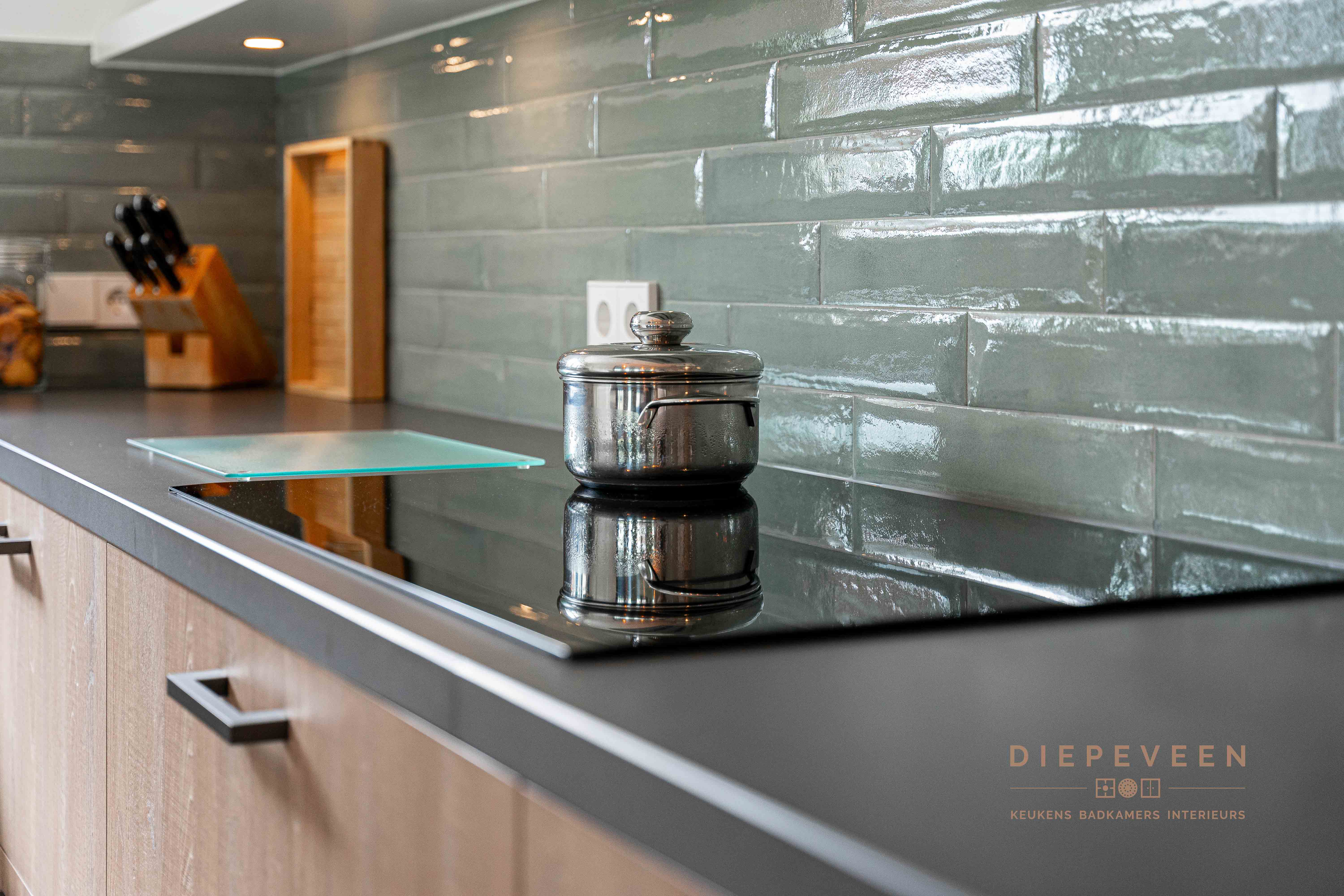 Foto: Diepeveen Keukens en Badkamers  00646