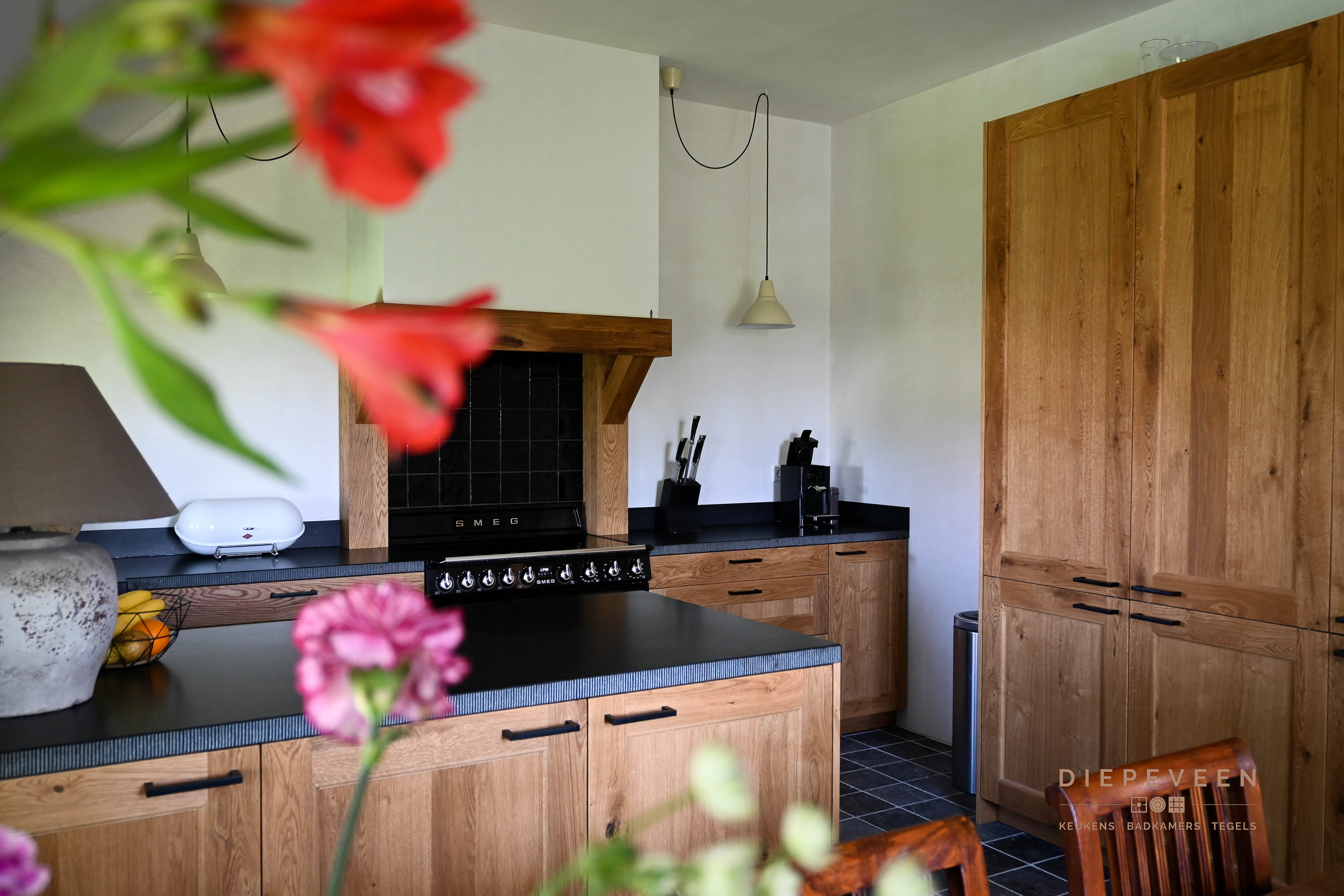 Foto: Diepeveen Keukens en Badkamers  01