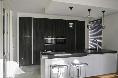 Foto : Moderne keuken met kookeiland