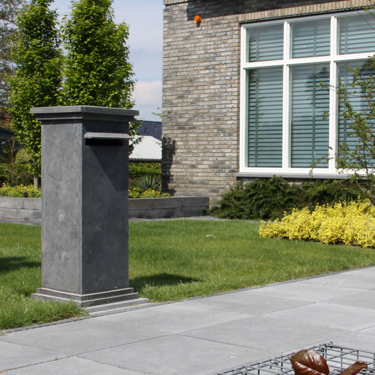 Foto: brievenbus hardsteen 2