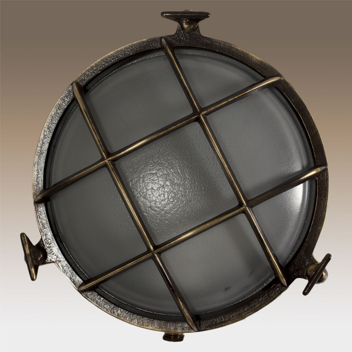 Foto: scheepslamp rond portsmouth 