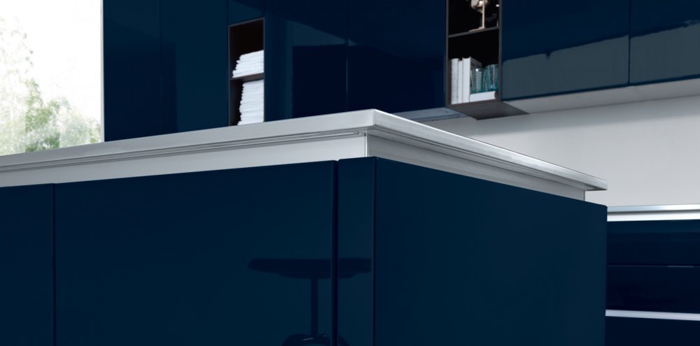 Foto: Wonennl next125 nx501 indigoblauw hoogglans greeploos wandhangend