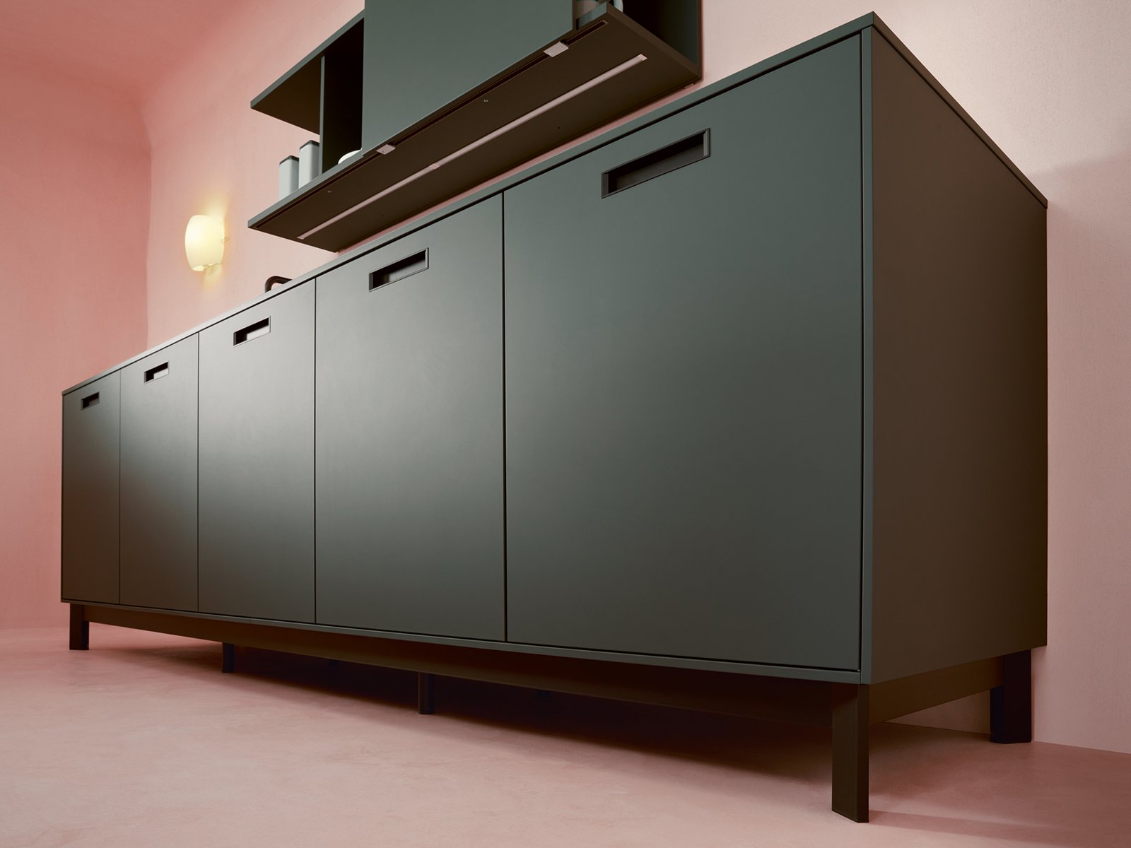 Foto: csm next125 nx510 schwarze sideboard b45f465dd2