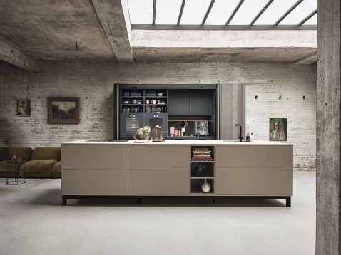 Foto : Een opgeruimde keuken zonder zichtbare apparaten? Ontdek het pocketsysteem