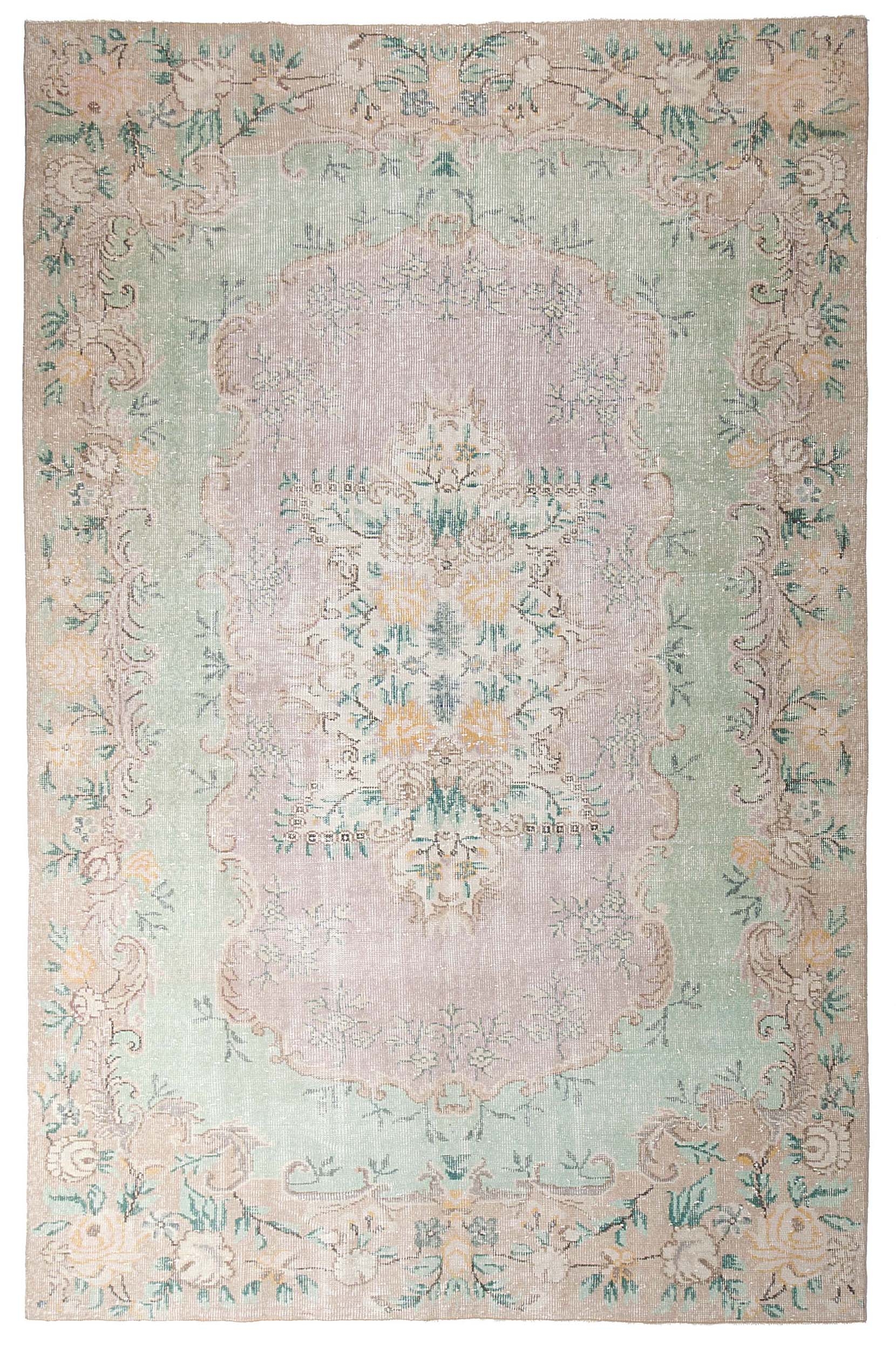 Foto: vintage recoloured rug kleur pink green 276x280cm