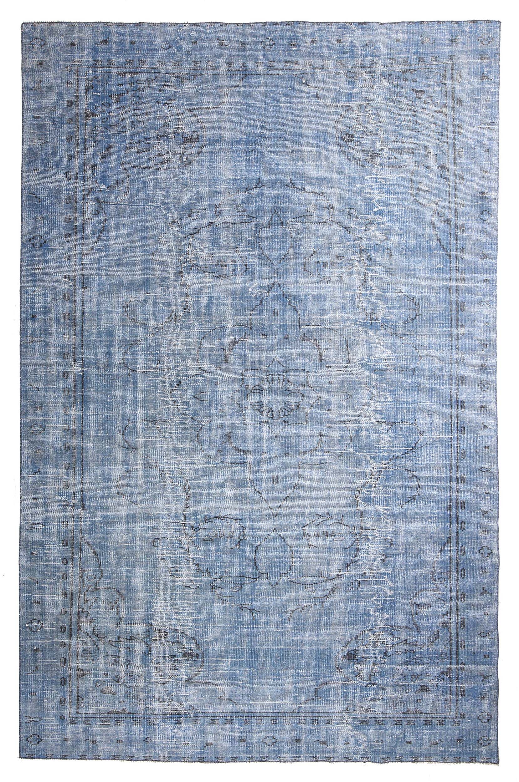 Foto: vintage recoloured rug kleur blauw 190x297cm