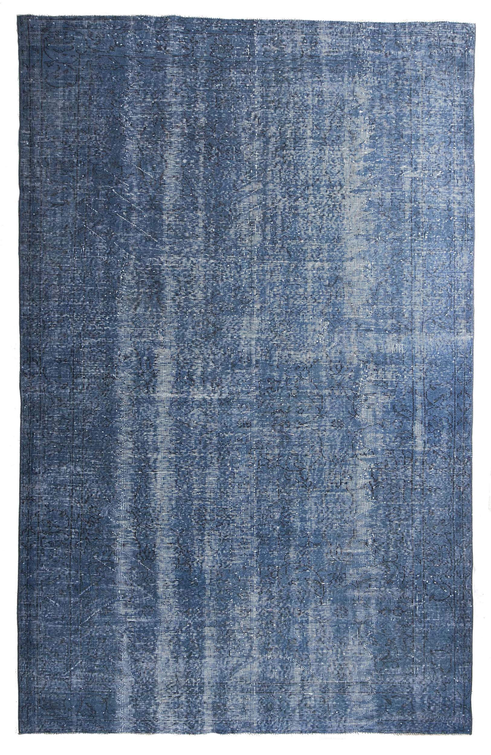 Foto: vintage recoloured rug kleur blauw 195x310cm