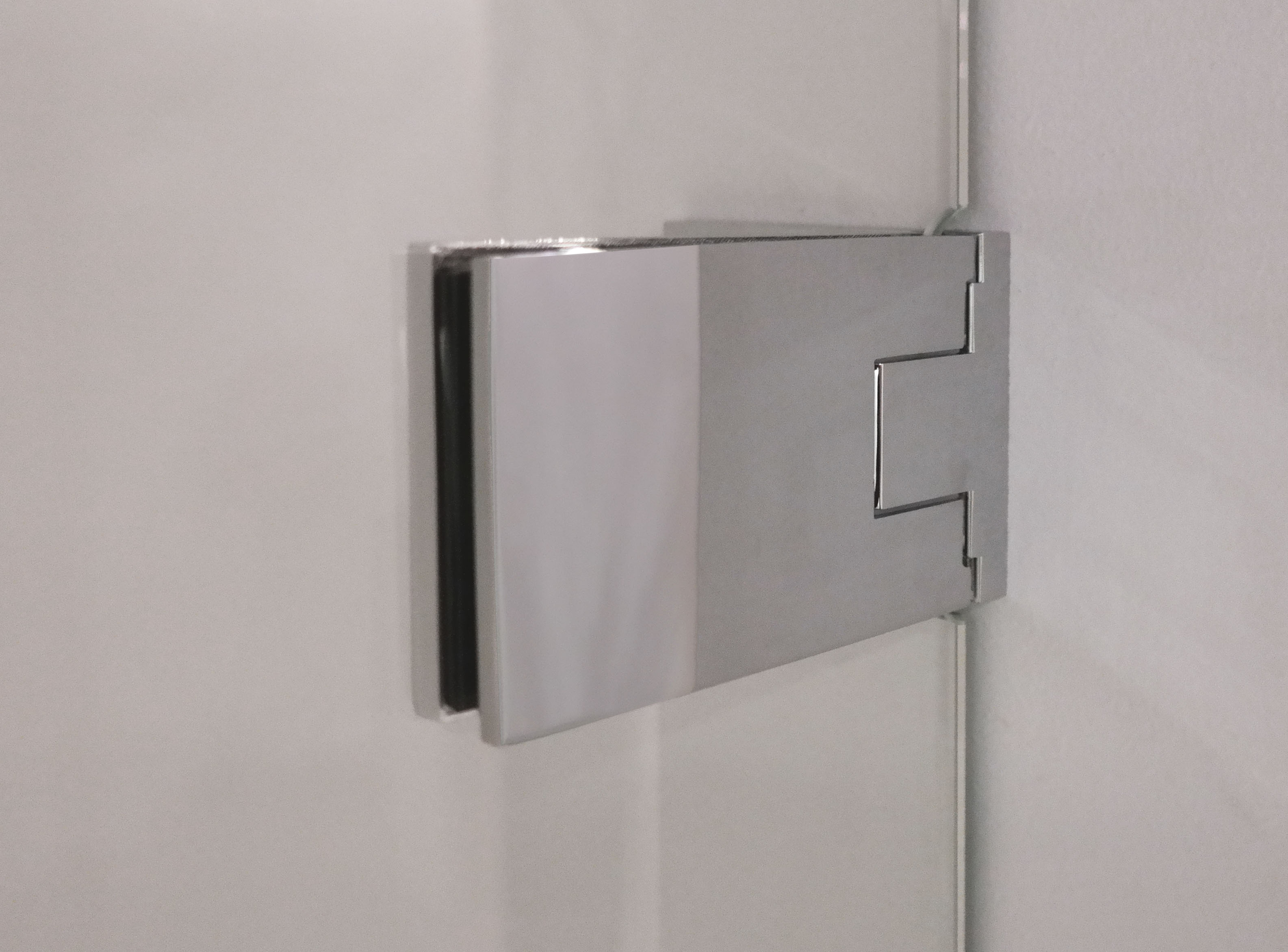 Foto: Minimal Pro Scharnier