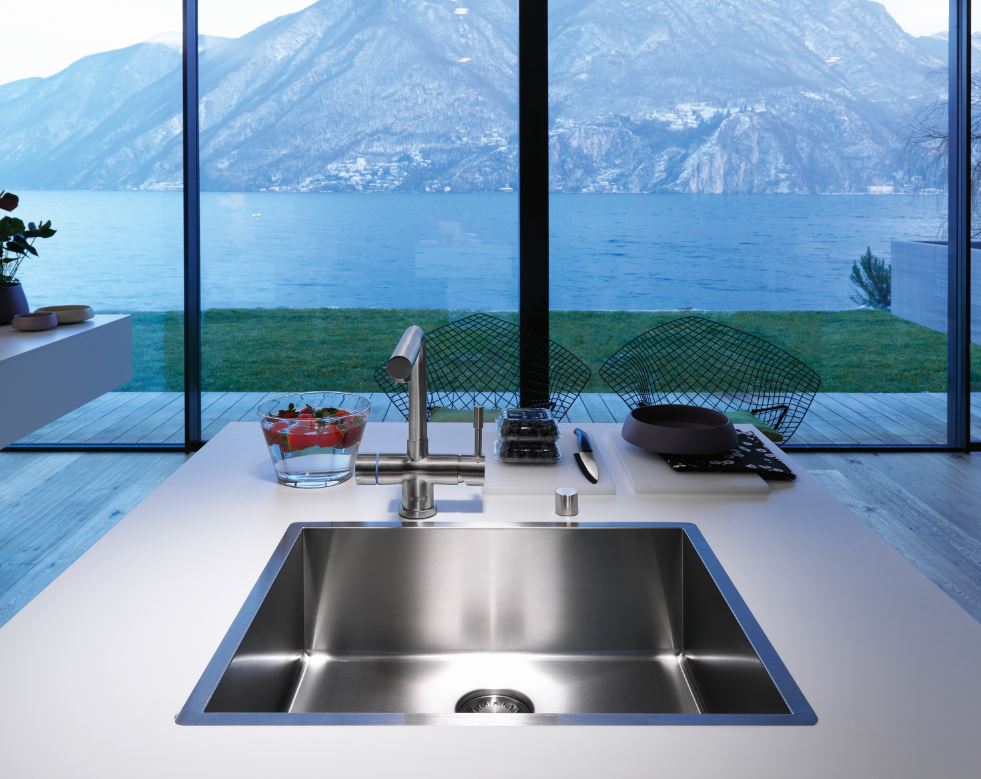 Foto: AP001 119.0438.622 smalle uitloop low