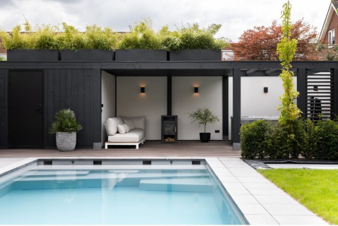 Foto : Vier unieke en stijlvolle zwembadtrappen voor moderne tuinen