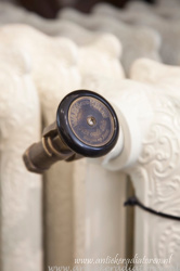 Foto : Nostalgische radiator hendel kraan