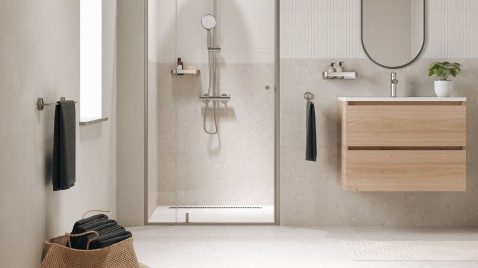 Foto : Badkameraccessoires monteren