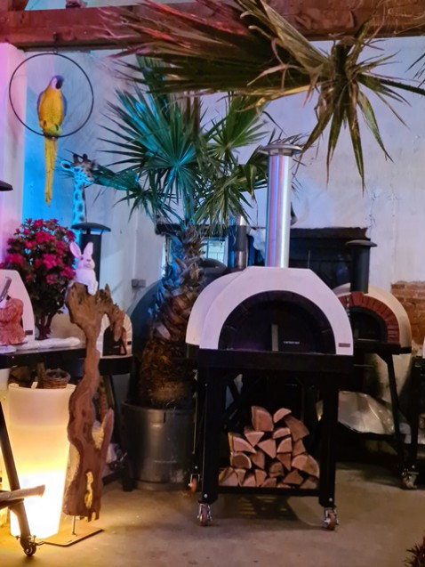 Foto : Pizzaoven Amalfi AD80 met onderstel verrijdbaar