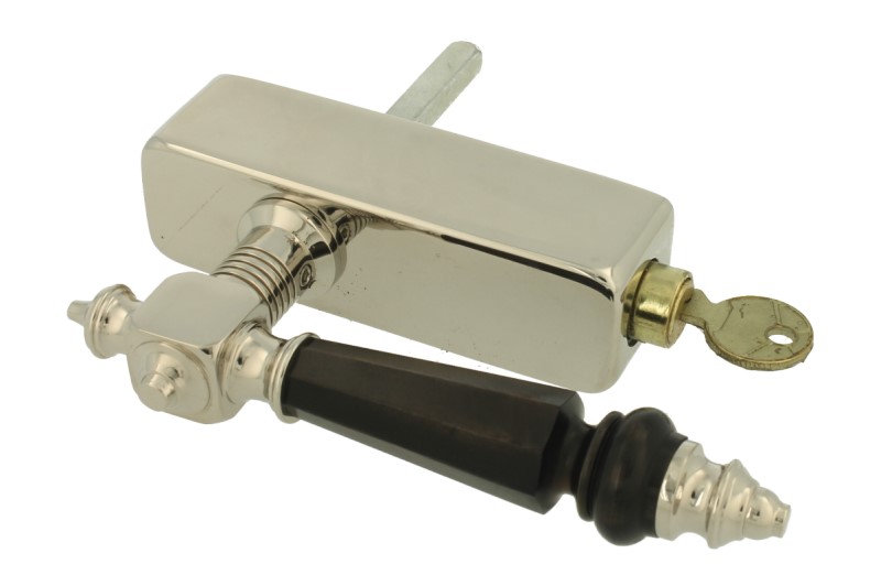 Foto: Draaikiep met slot SL KIKA 19 messing vernikkeld hoorn