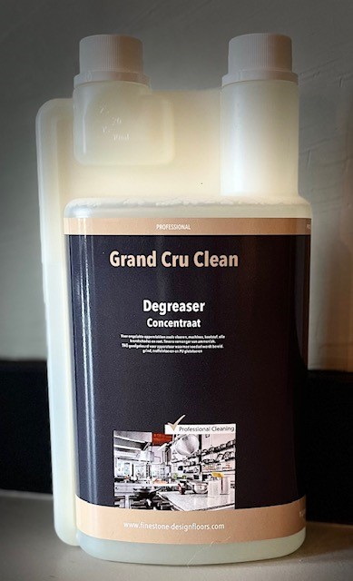Foto: Grand Cru Degreaser dosserfles voor PVC