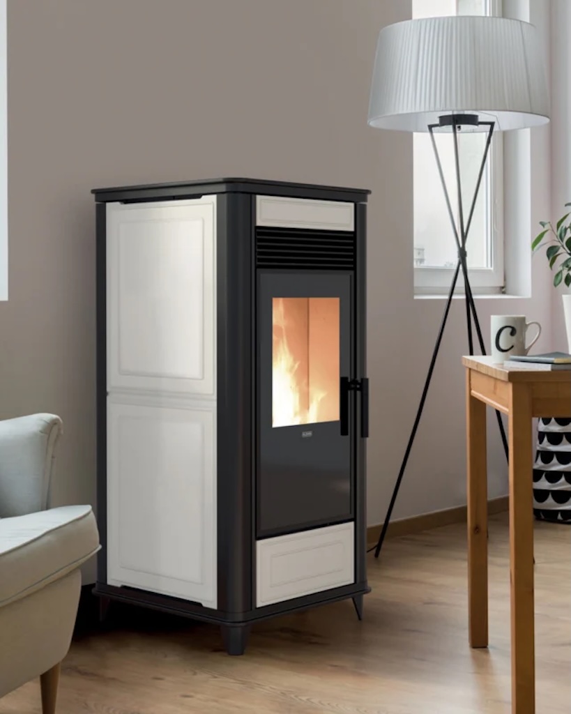 Foto : Klover Thermo Class pelletkachel: comfortabel verwarmen met cv-aansluiting