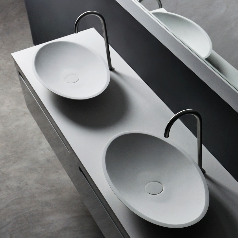 Foto: w3 WEB 278599SolidJAZZ Washbasin 600x350x90mm
