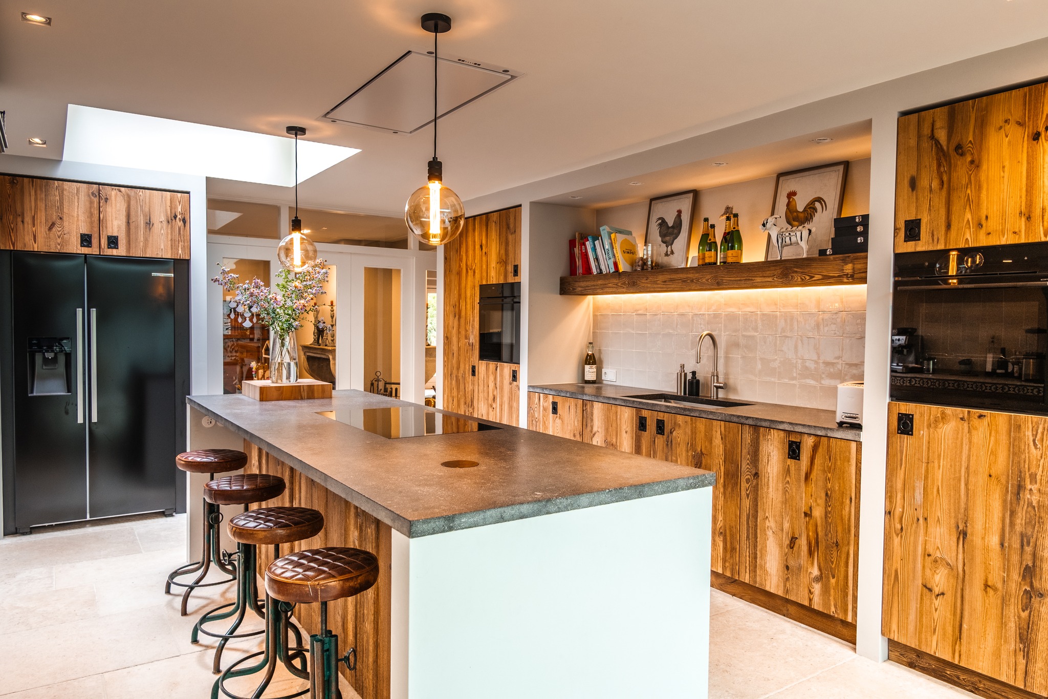 Foto : Keuken met karakter: robuust, persoonlijk en tijdloos