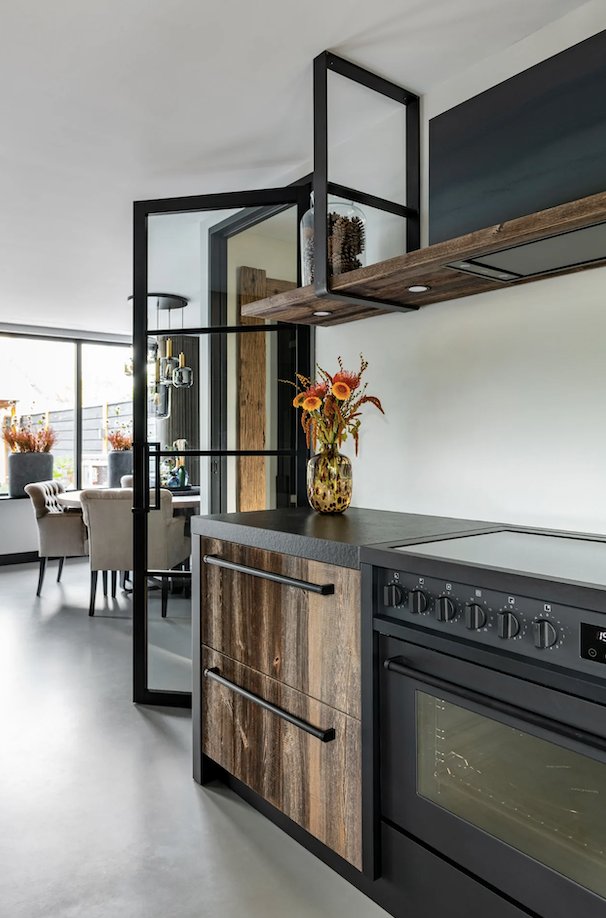 Foto : Stoere barnwood keuken