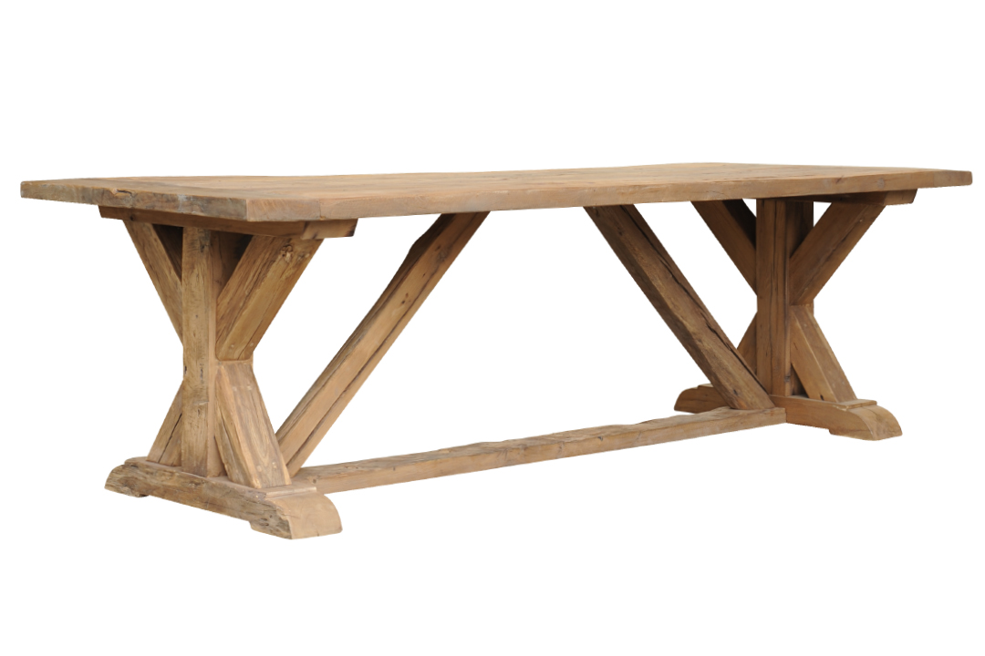 Foto: Oud eiken kloostertafel