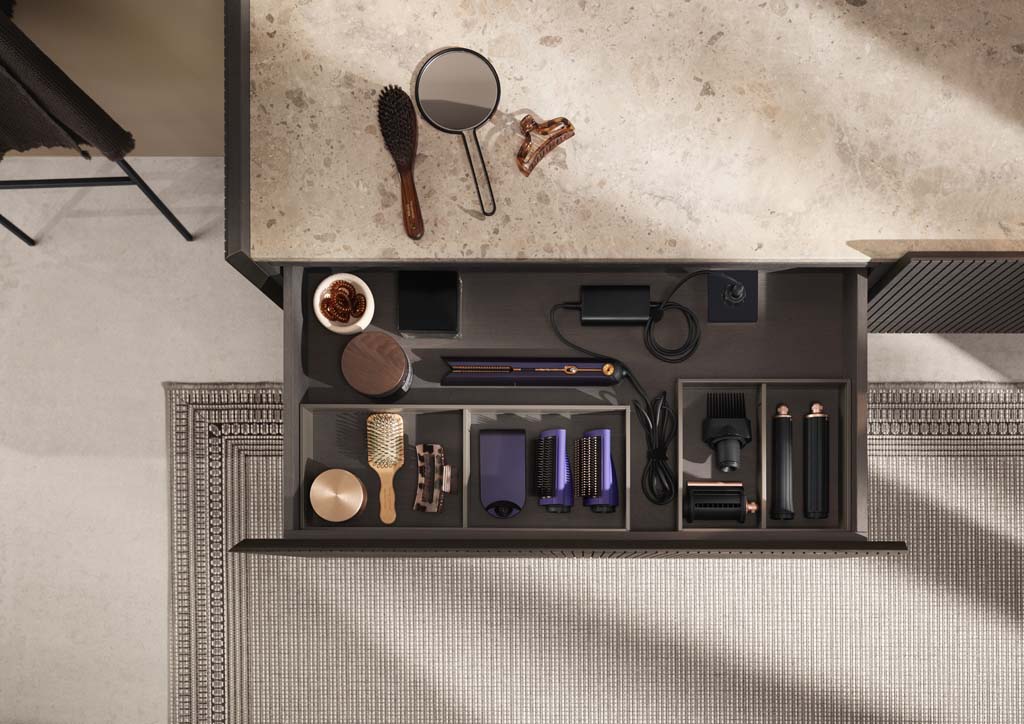 Foto : SLIMME INTEGRATIE VAN STROOM IN LADES