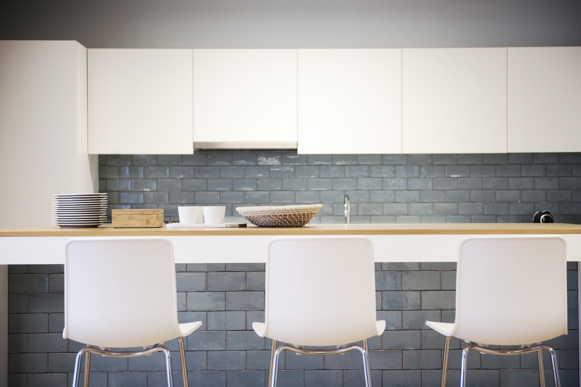 Foto: Ammodo Jongeboomen3Azulejos Aqua NC0975 15x7.5cm