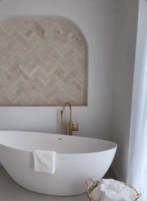 Foto : Travertin in huis: natuurlijke warmte voor een tijdloos interieur