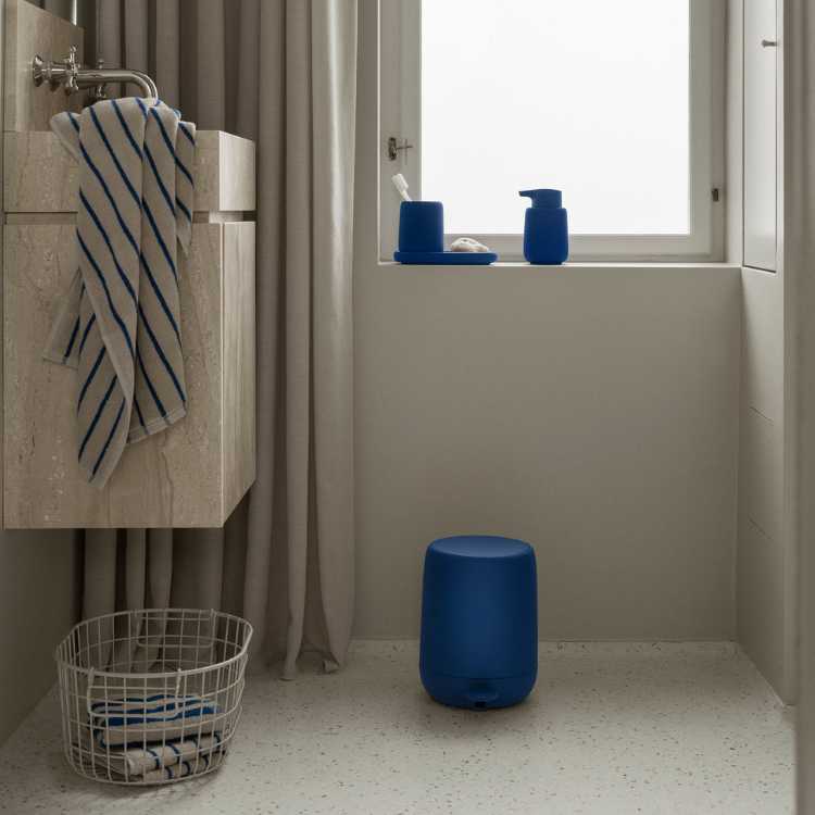 Foto : Creëer uw droombadkamer met blomus