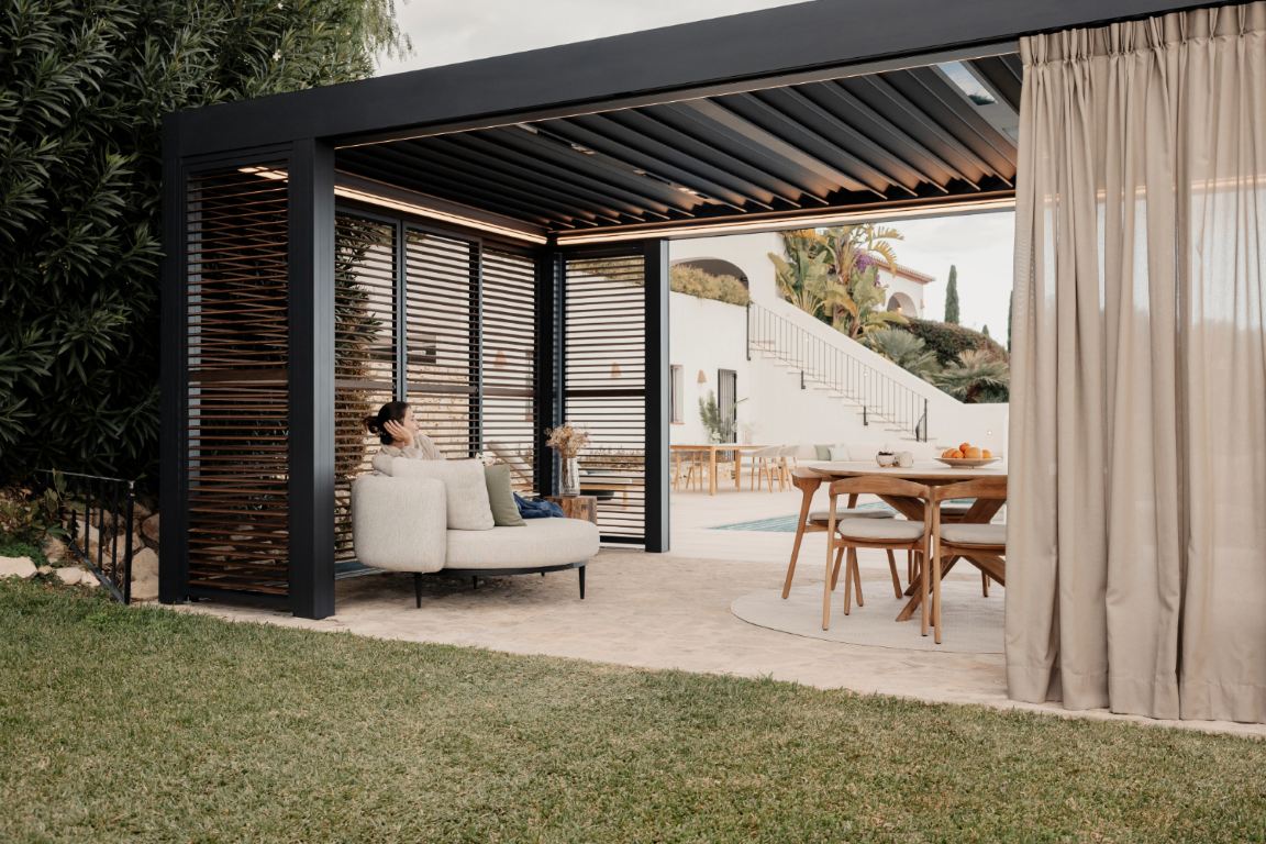 Foto: Renson Calpe Camargue dec2024 model 74 1500x1000pix  Gemiddeld 