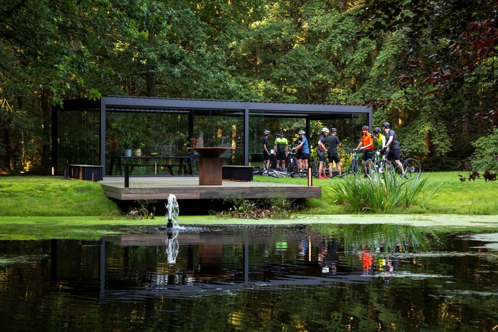 Foto: Wonennl Renson Outdoor mancave boshuisje 6224