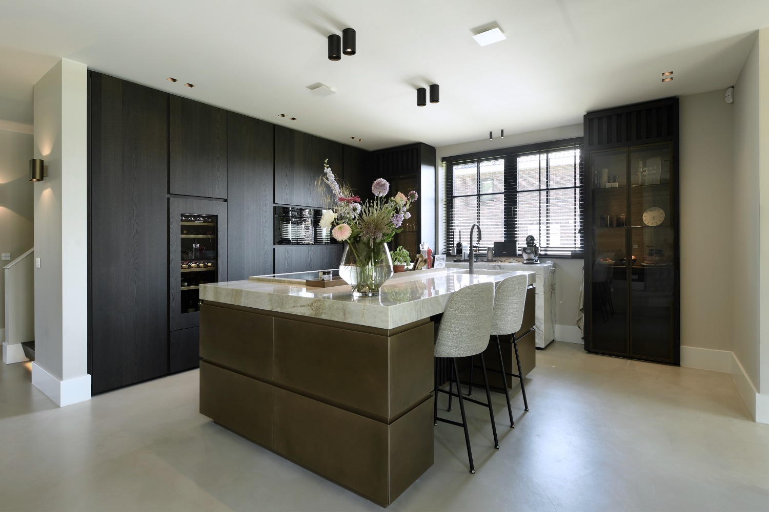 Foto: Topdeuren project deurenshowroom barneveld binnendeuren buitendeuren deurbeslag