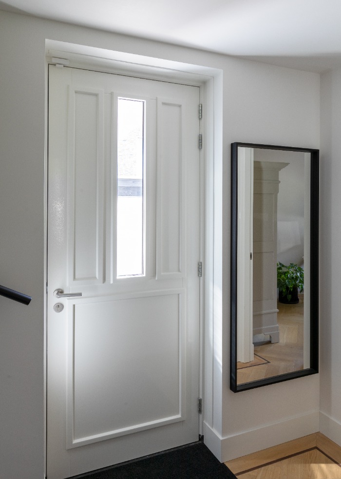 Foto: Topdeuren project voordeur wit glasdeur deurbeslag rvs binnendeuren kozijnen albo formani pietboon vrijstaande woning harderwijk