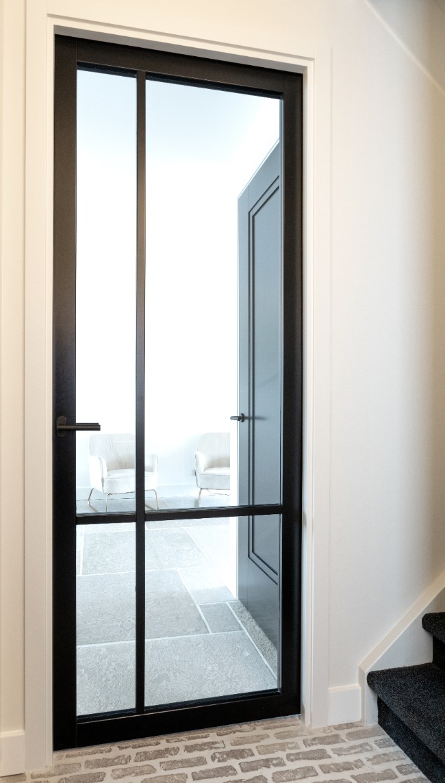 Foto: Topdeuren project ijsselmuiden glasdeur modern zwart deurbeslag binnendeuren topline kozijn