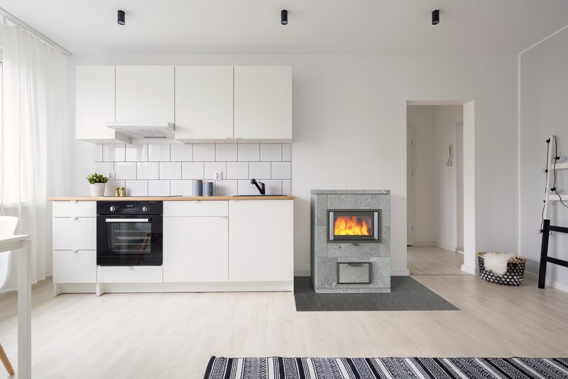 Foto : Nunnauuni Anni Ceramic Blanco – compacte speksteenkachel met dubbele functie