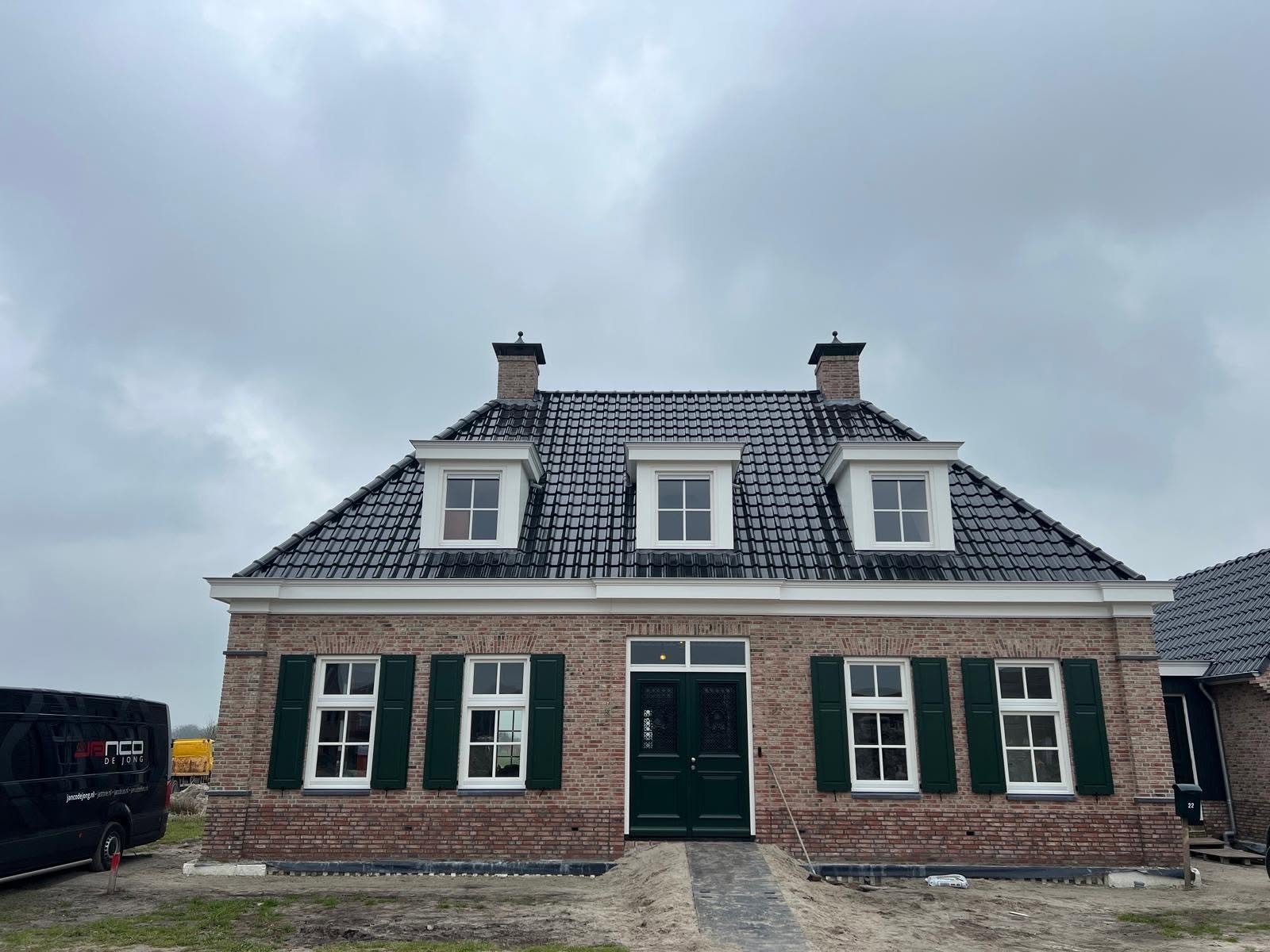Foto : Sierlijke schoorsteenkappen als stijlvolle finishing touch