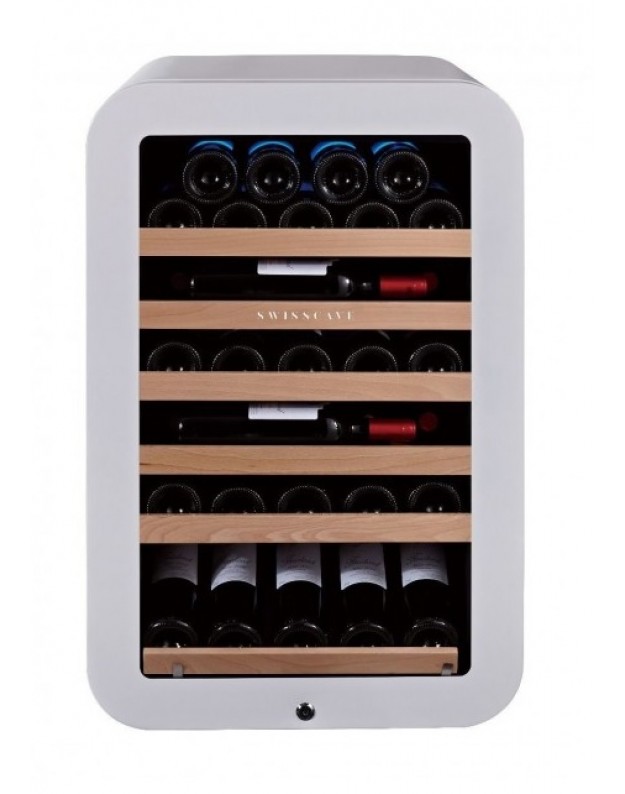 Foto: Wonennl Retro wijnkoelkast Swisscave wit 625x794