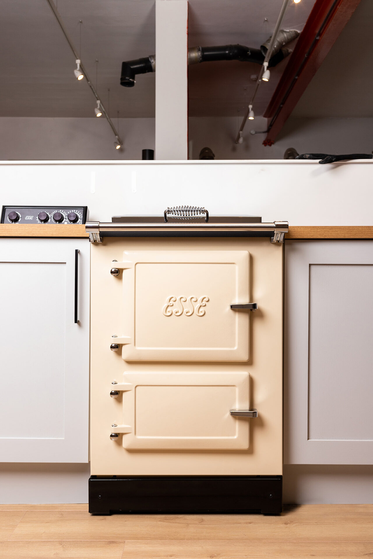 Foto: esse 600 x cream kitchen 1 wonen nl