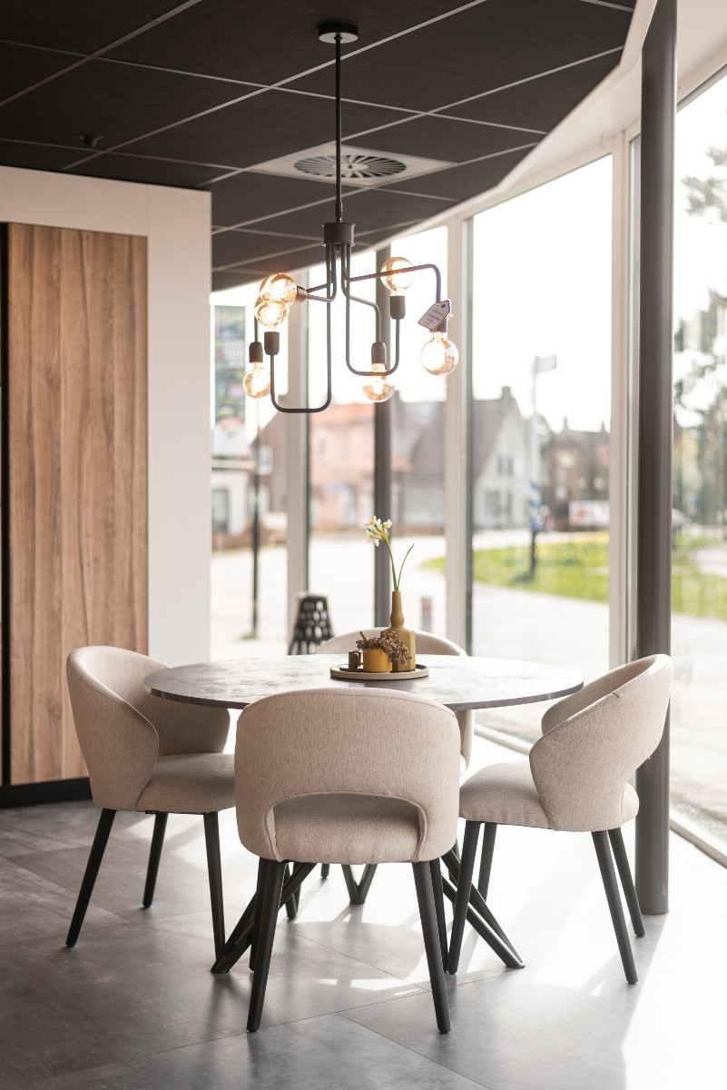 Foto: Mennen Keukens Showroom keuken Monza Olav  16 