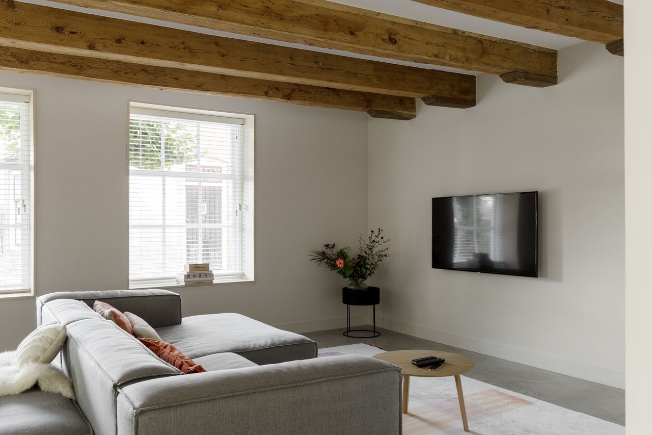 Foto: Gevlinderde betonvloer in Kloetinge  3  lr