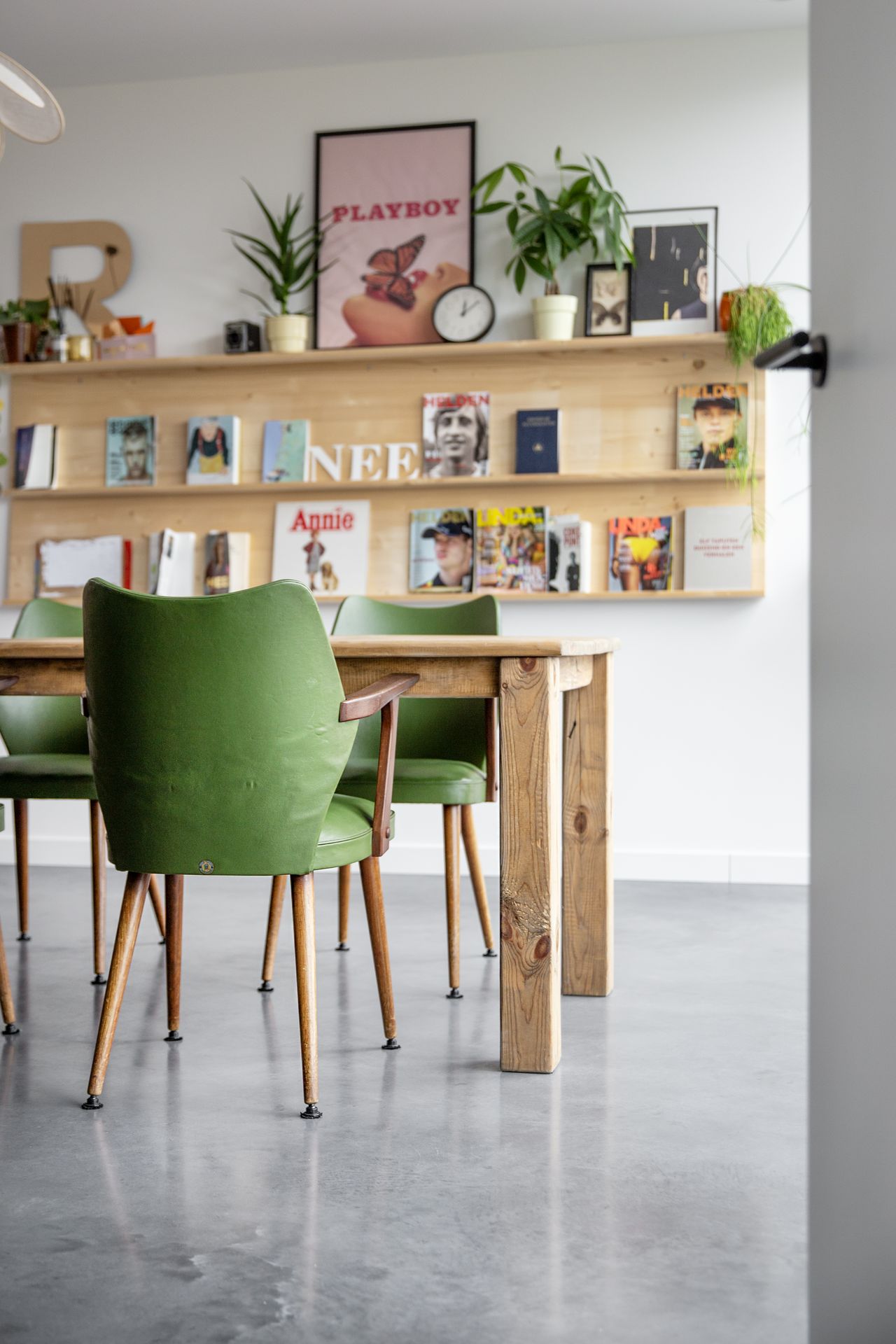 Foto: Gevlinderde betonvloer in Zijdewind 12 lr