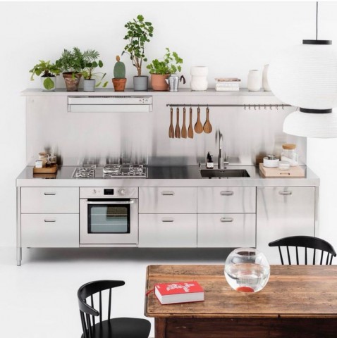 Foto : Modulaire vrijheid met Alpes Inox. Keukens die je laat groeien en veranderen met jouw levensstijl