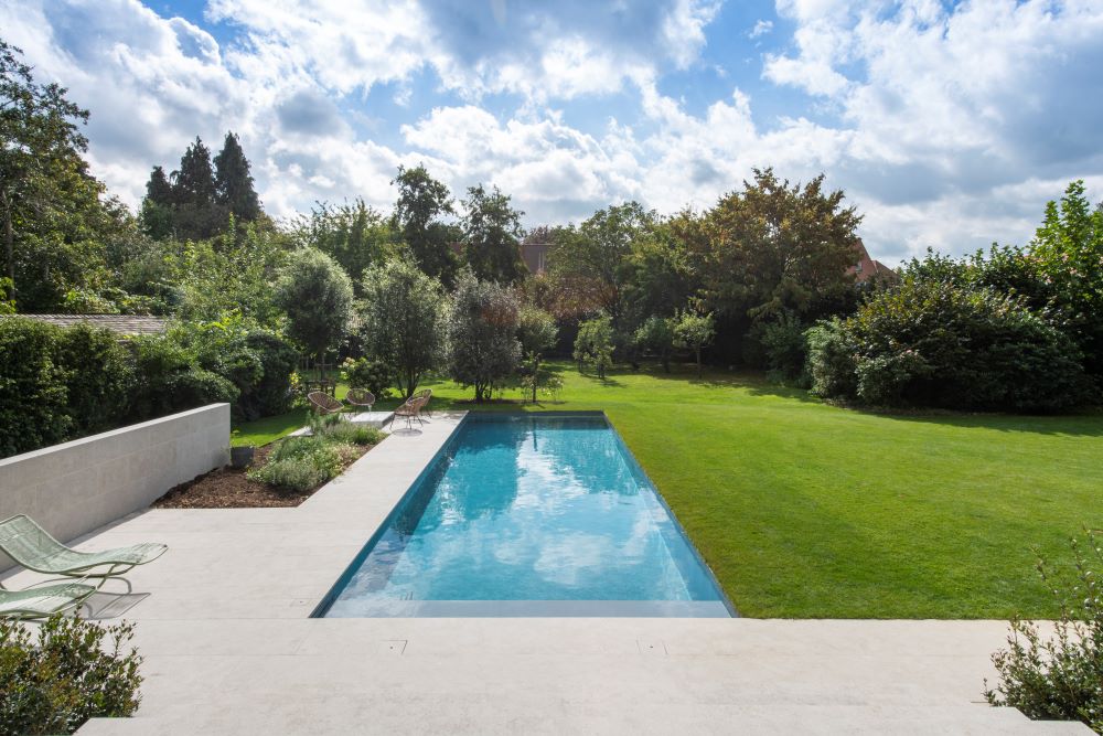 Foto: Kopie van Flexline Sophisticated  Skimmer Edgeless 11mx3m90  14 