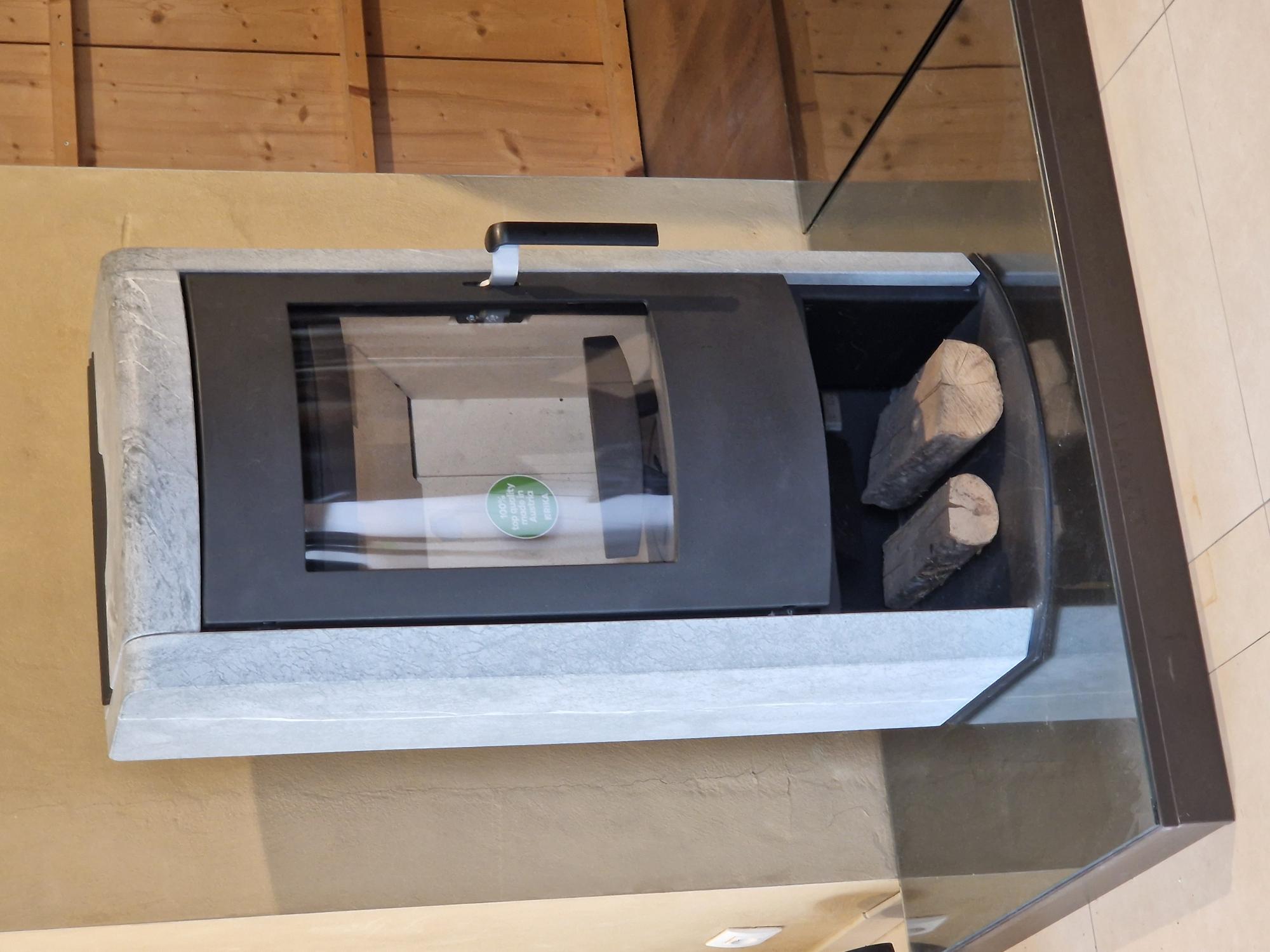 Foto : Onverwoestbare Rika Alumo houtkachel met 125KG speksteen of witte natuursteen