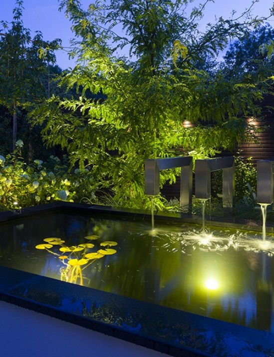 Foto : SUB Black – Onderwaterspot voor vijvers en waterpartijen