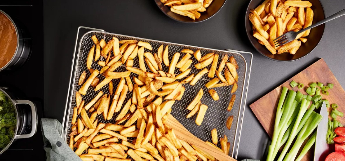 Foto : Ontvang een Gratis AirFry Bakmand bij Aanschaf van een ETNA Oven