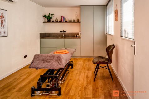 Foto : Tuinkantoor als praktijkruimte