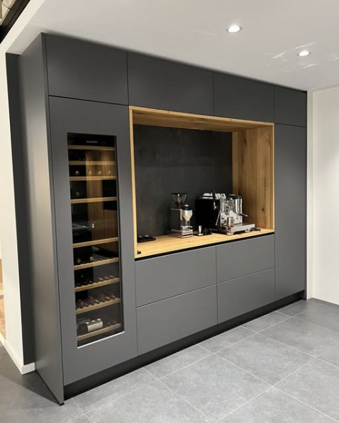 Foto : Wijnklimaatkast in je koffiehoek – Stijlvol genieten van koffie en wijn