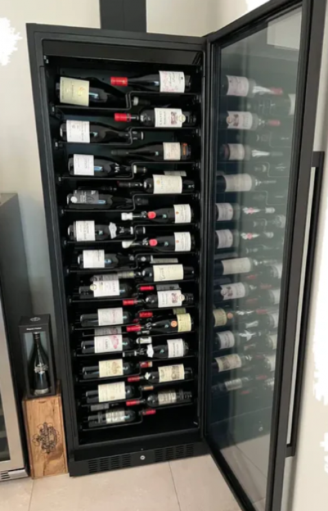 Foto : Champagne koelkasten – Luxe bewaren & presenteren