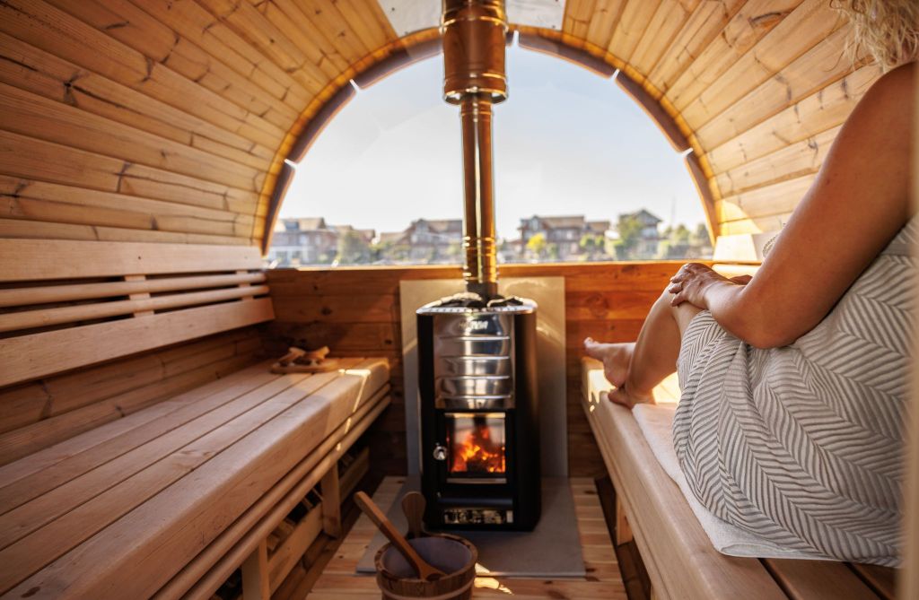 Foto: Wonennl Barrel Sauna Thermo hout   Ticra  Buitensauna